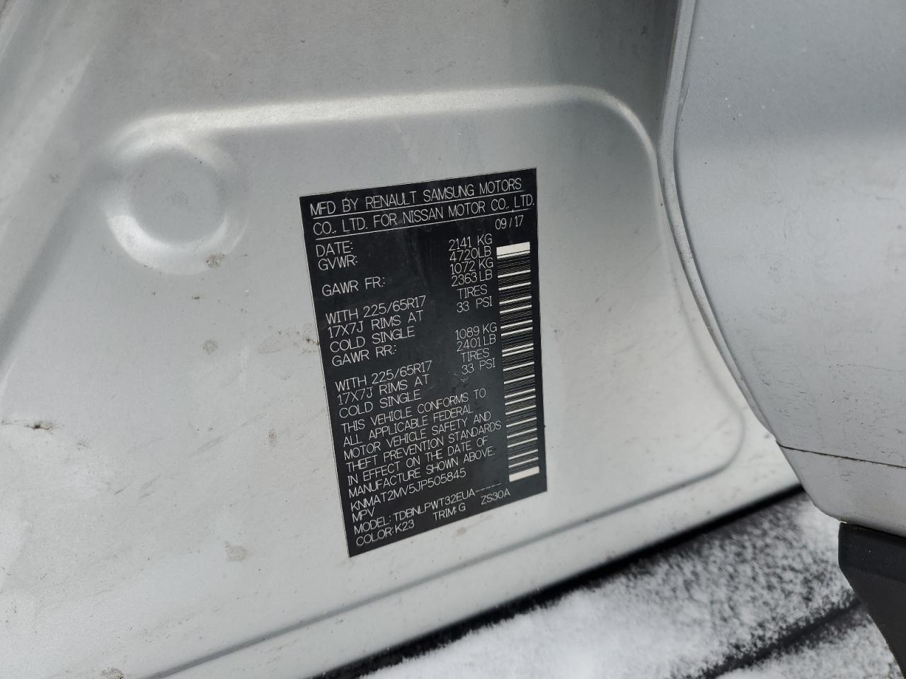 2018 Nissan Rogue - Image 15
