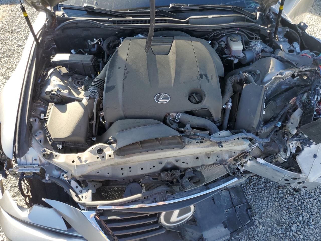 2015 Lexus IS - Image 11
