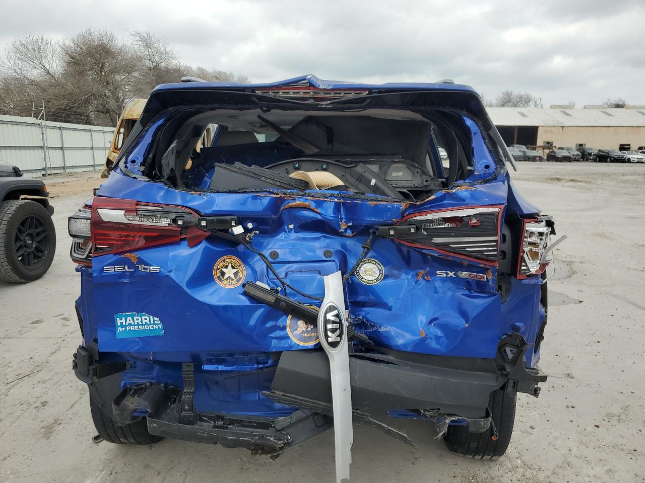 2021 Kia Seltos Sx VIN: KNDETCA22M7090246 Lot: 44154585