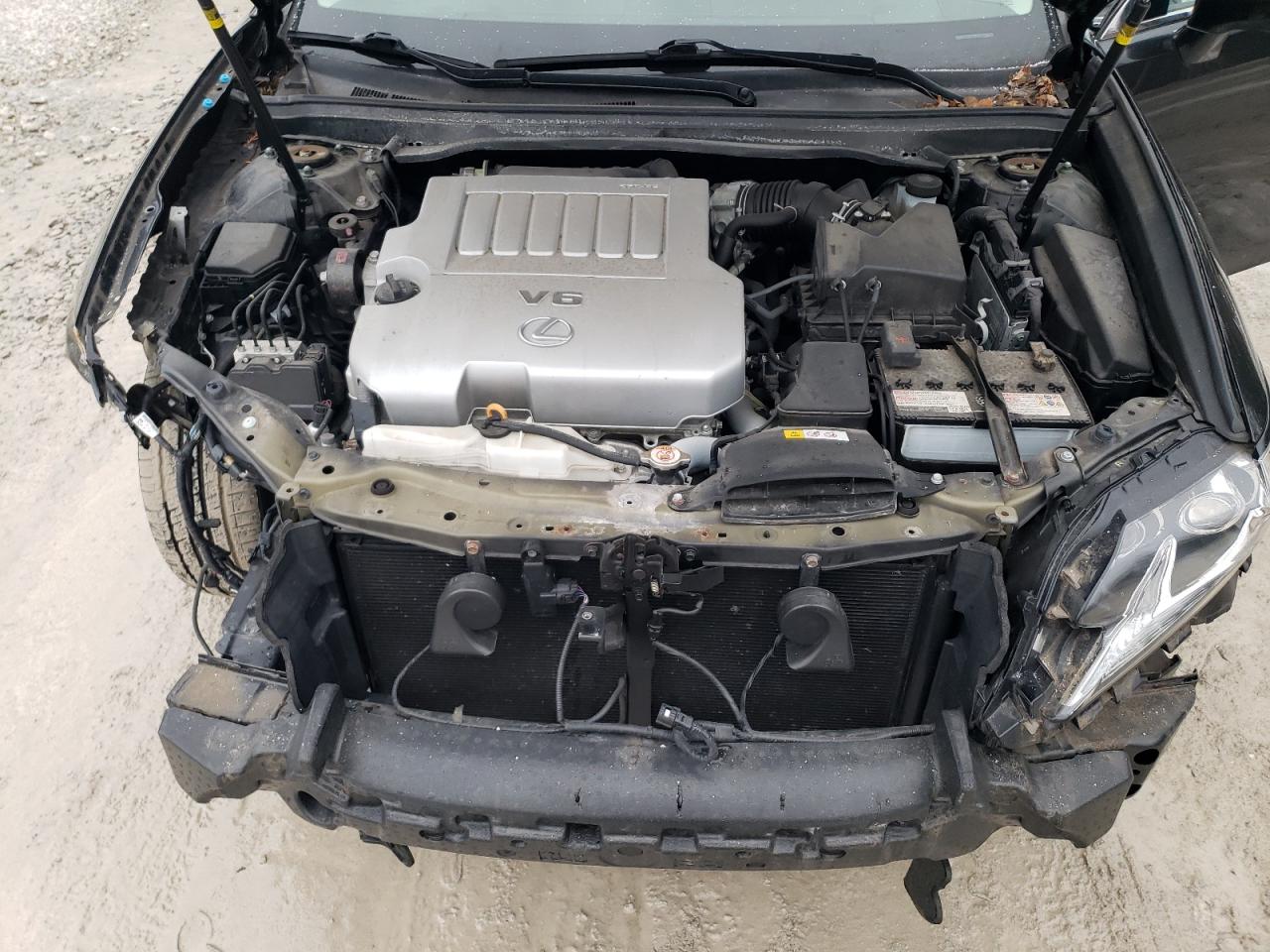 2018 Lexus ES - Image 11