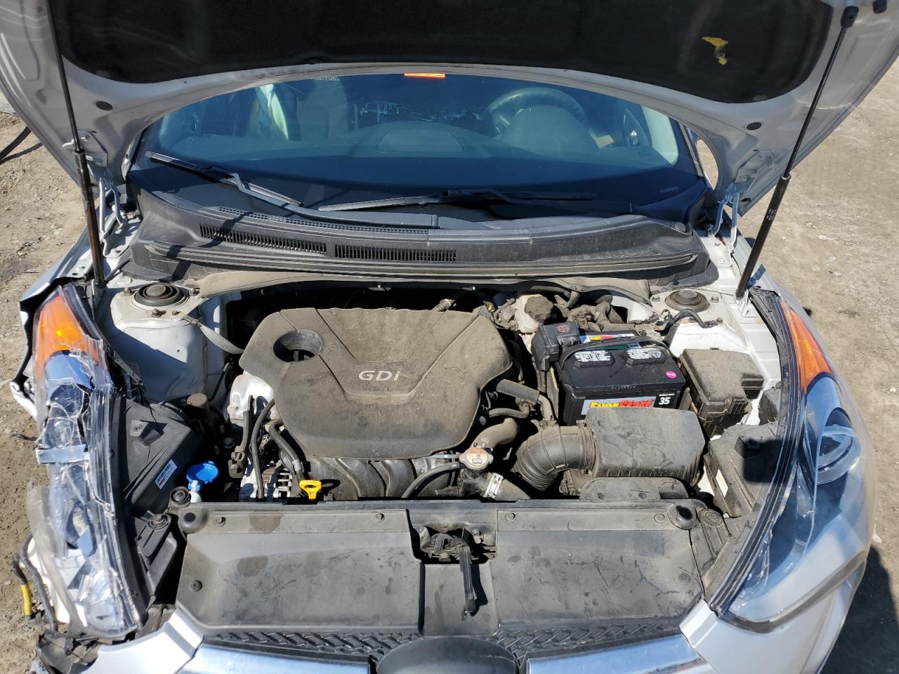 2015 Hyundai Veloster - Image 12