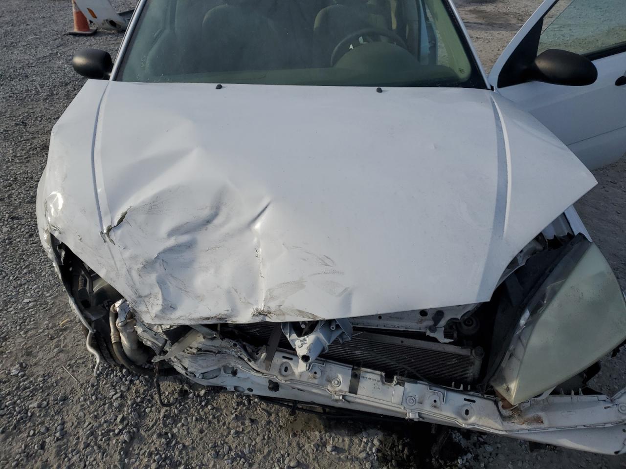 2005 Ford Focus - Image 12