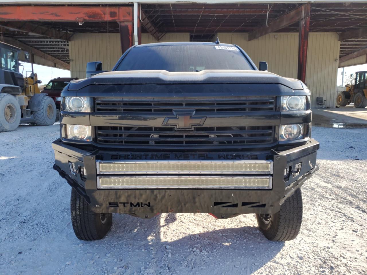 2015 Chevrolet Silverado - Image 5