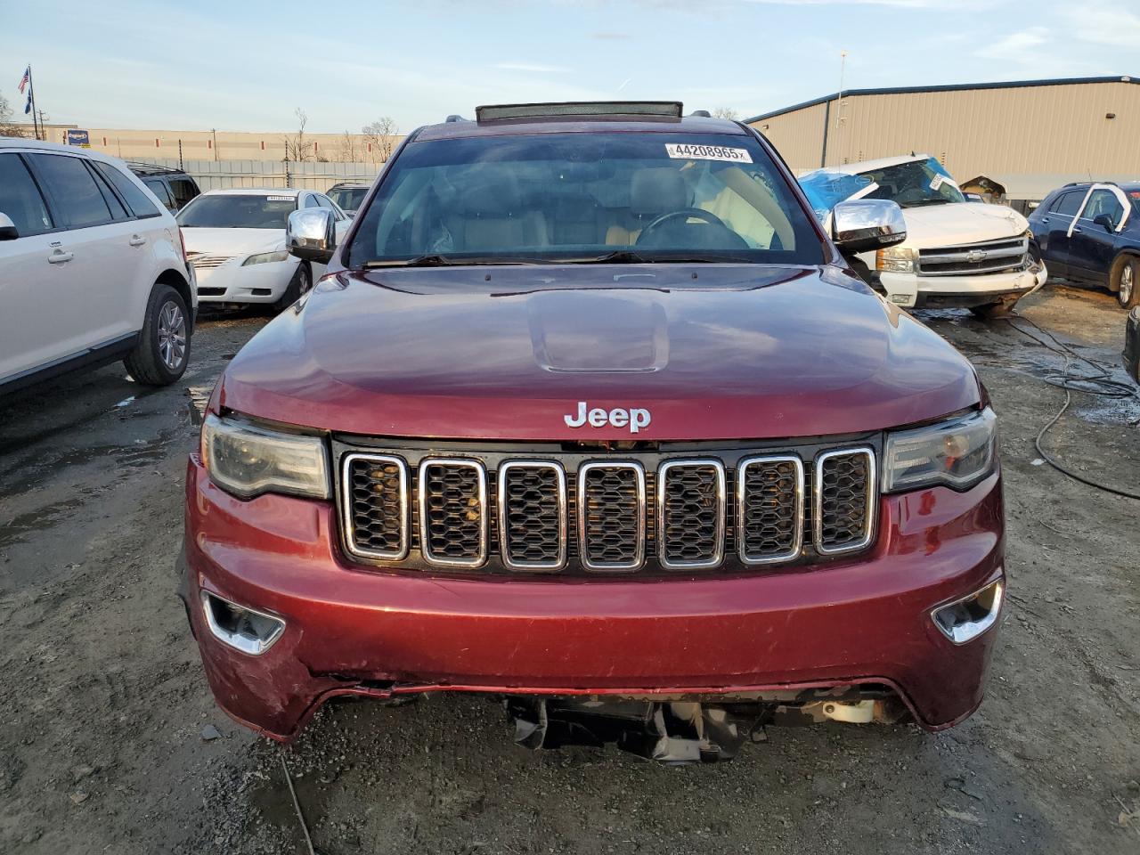 2017 Jeep Grand Cherokee - Image 5