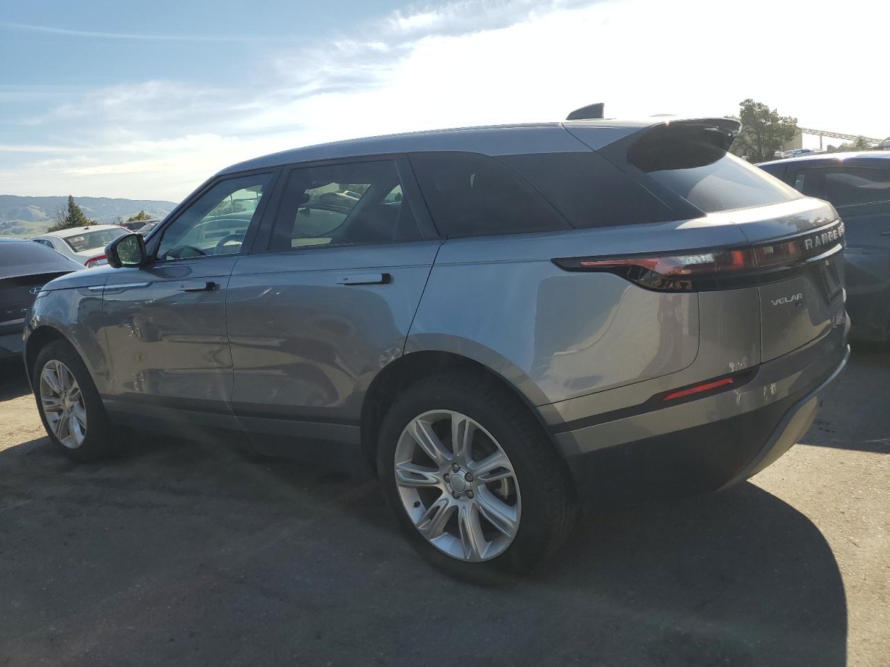 2021 Land Rover Range Rover - Image 2