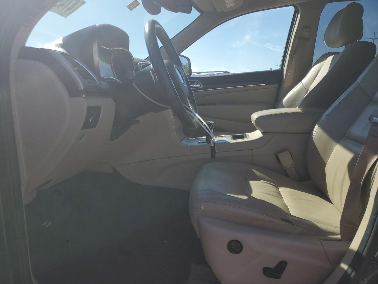 2014 Jeep Grand Cherokee - Image 7