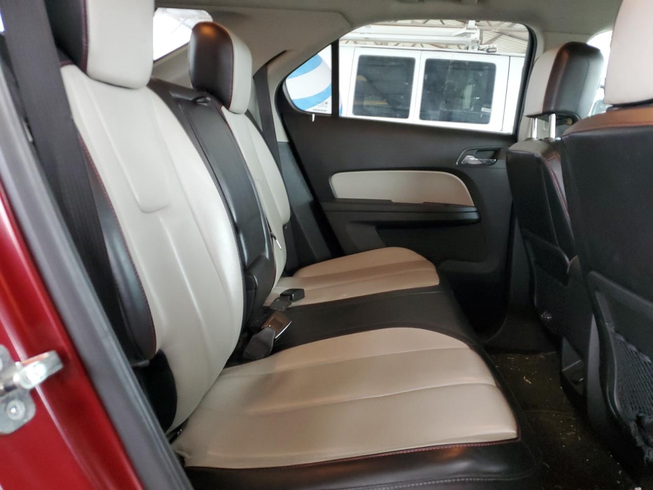 2010 Chevrolet Equinox - Image 11
