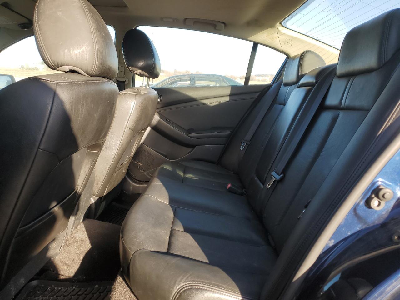2009 Nissan Altima - Image 10