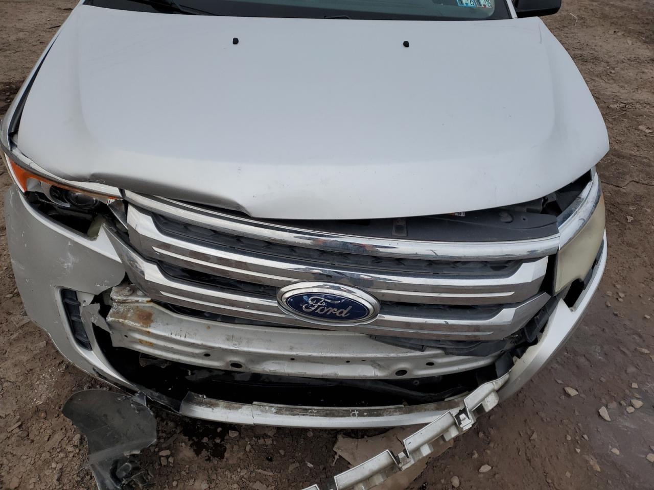 2011 Ford Edge - Image 12