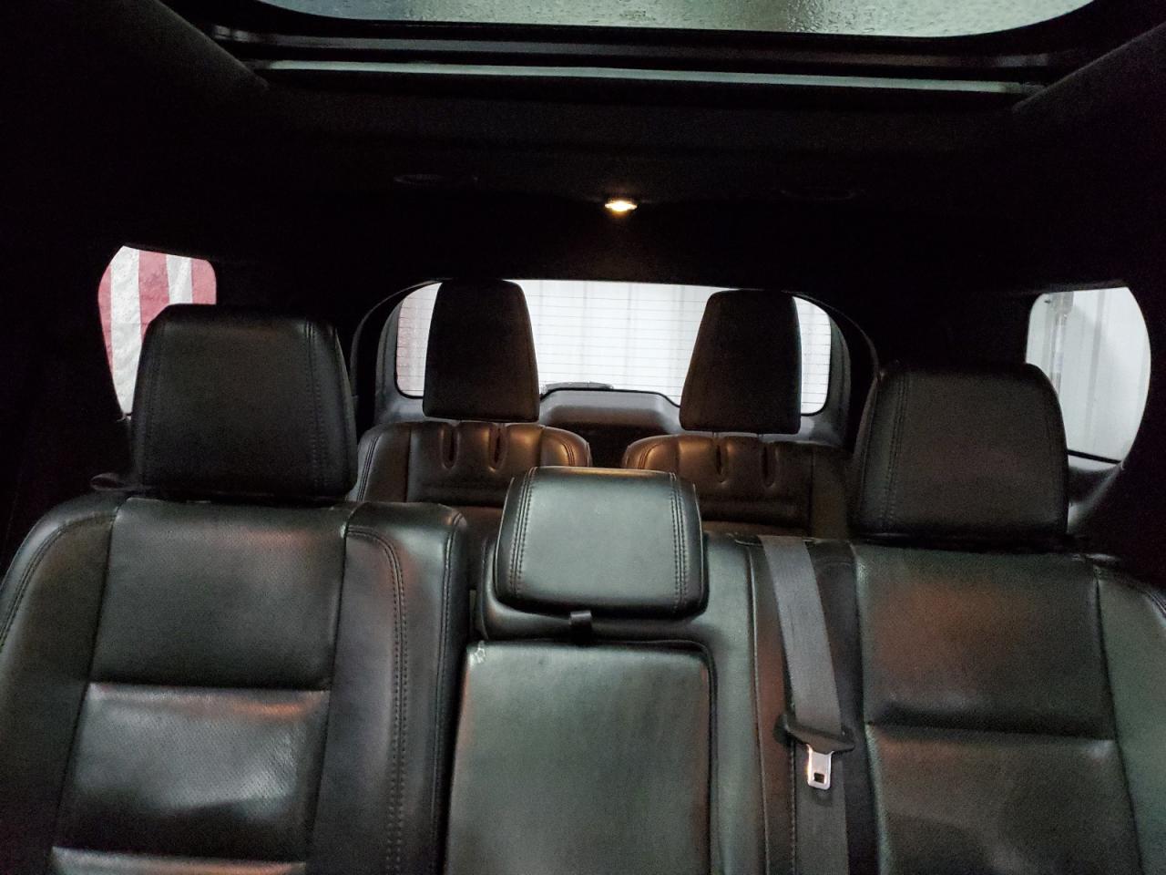 2013 Ford Explorer - Image 10