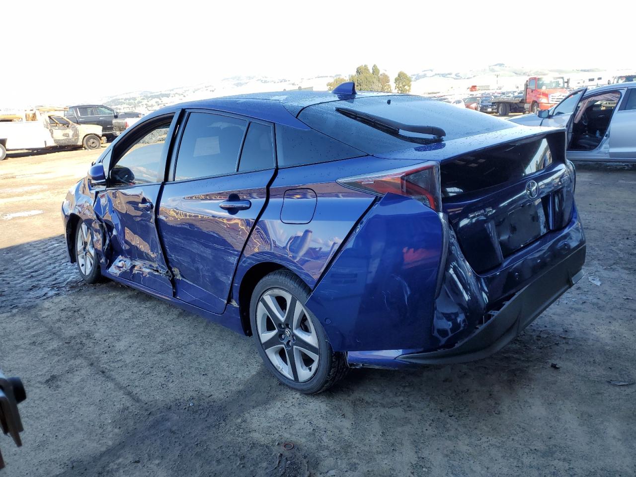 2018 Toyota Prius - Image 2