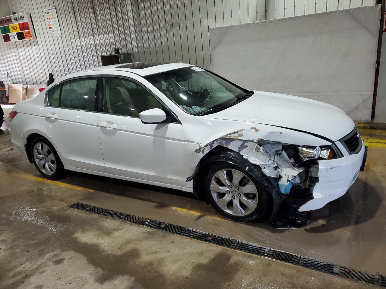 2009 Honda Accord - Image 4