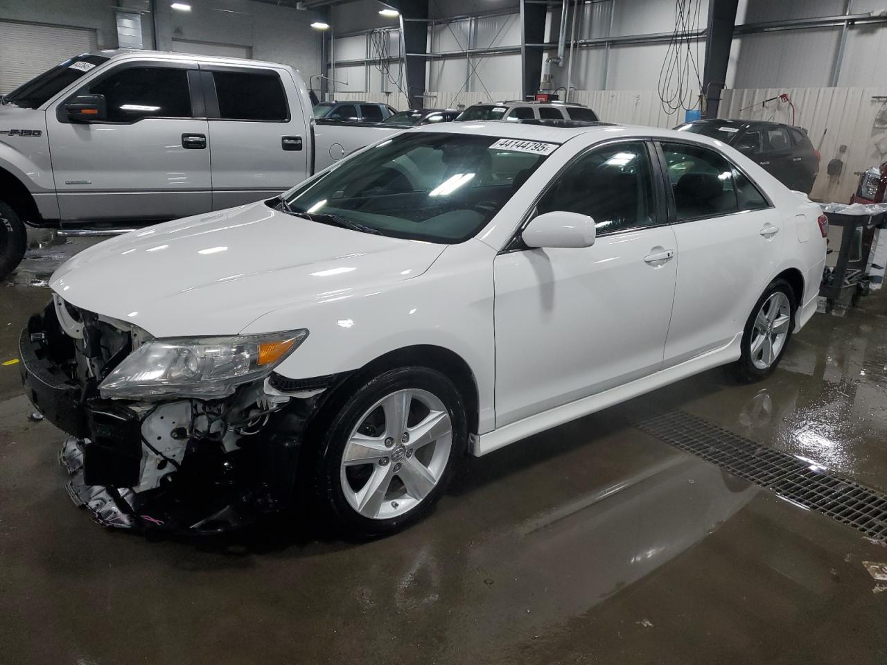 2011 Toyota Camry - Image 1