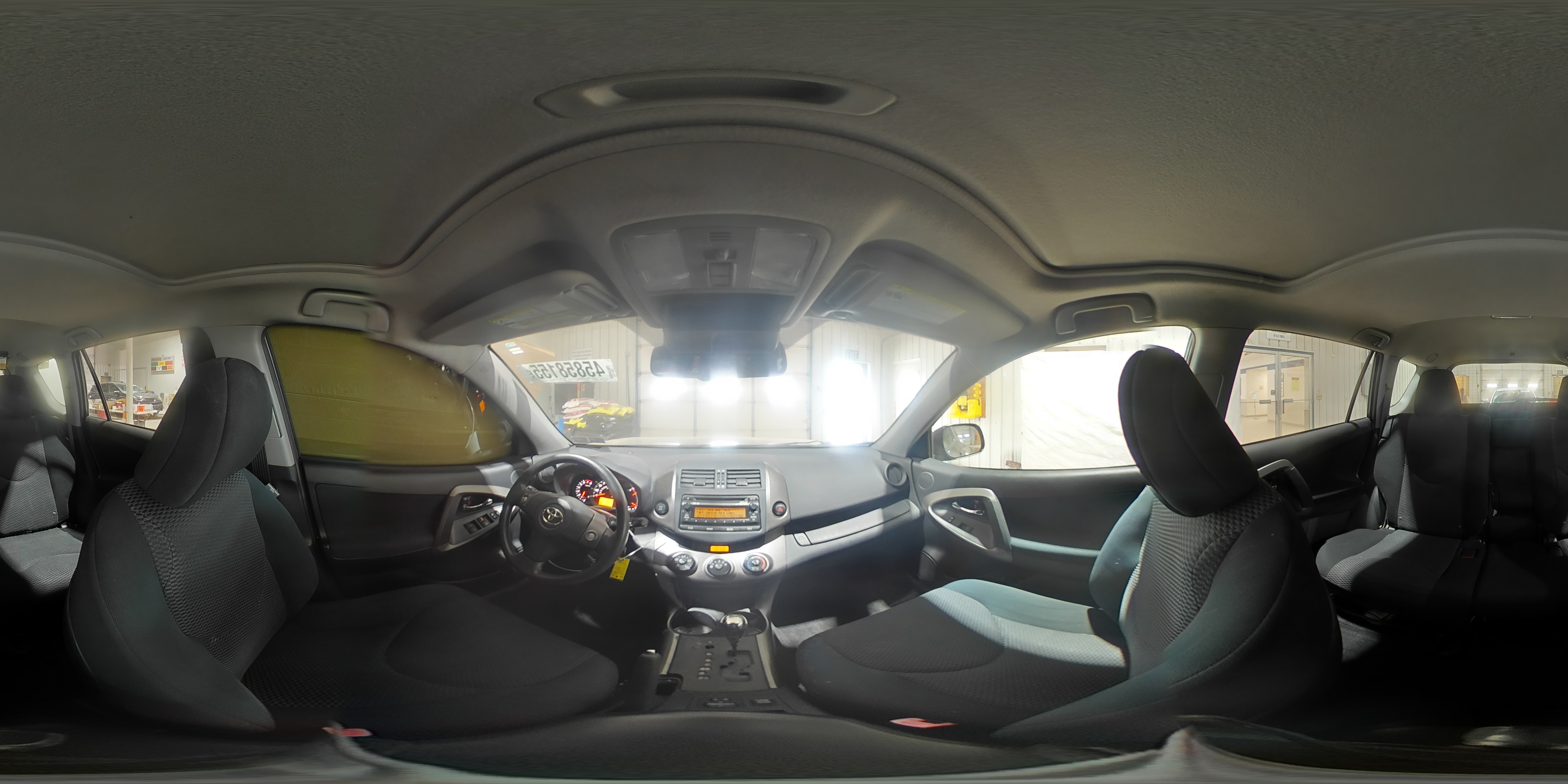 2012 Toyota RAV 4 - Image 16
