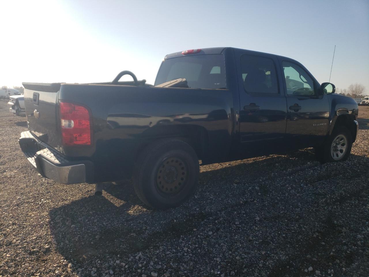 2010 Chevrolet Silverado - Image 3
