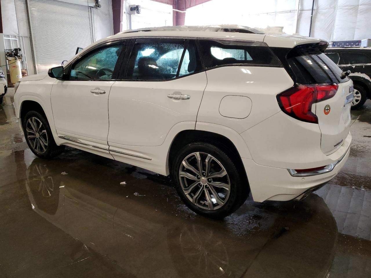 2020 GMC Terrain - Image 2