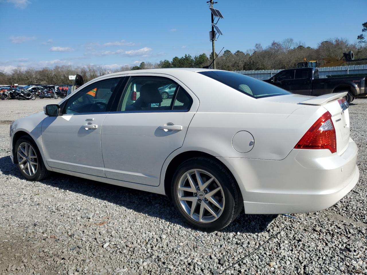 2012 Ford Fusion - Image 2