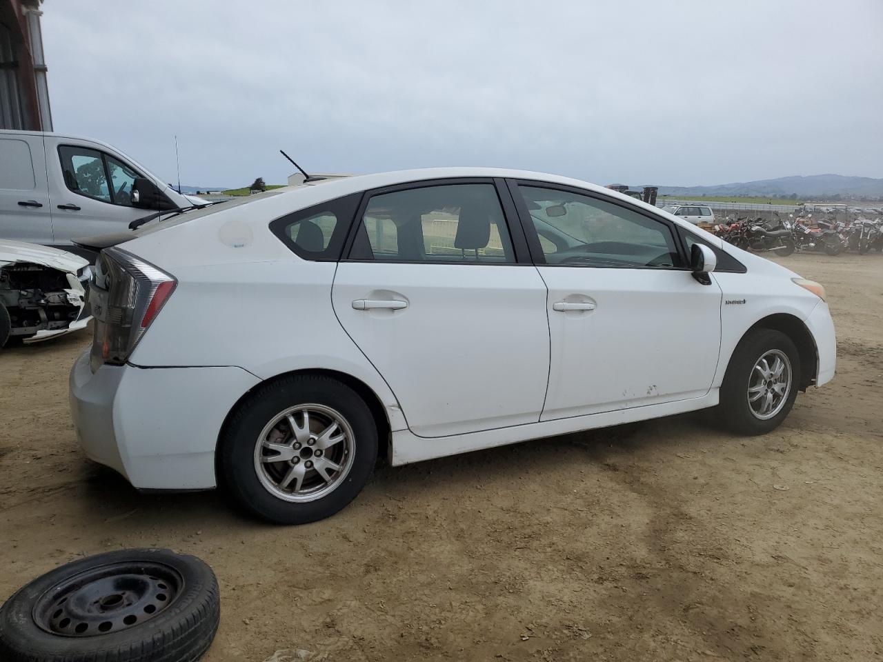 2011 Toyota Prius - Image 3