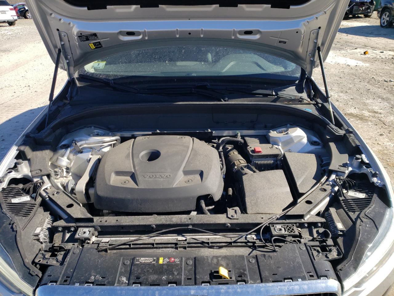 2021 Volvo XC60 - Image 12