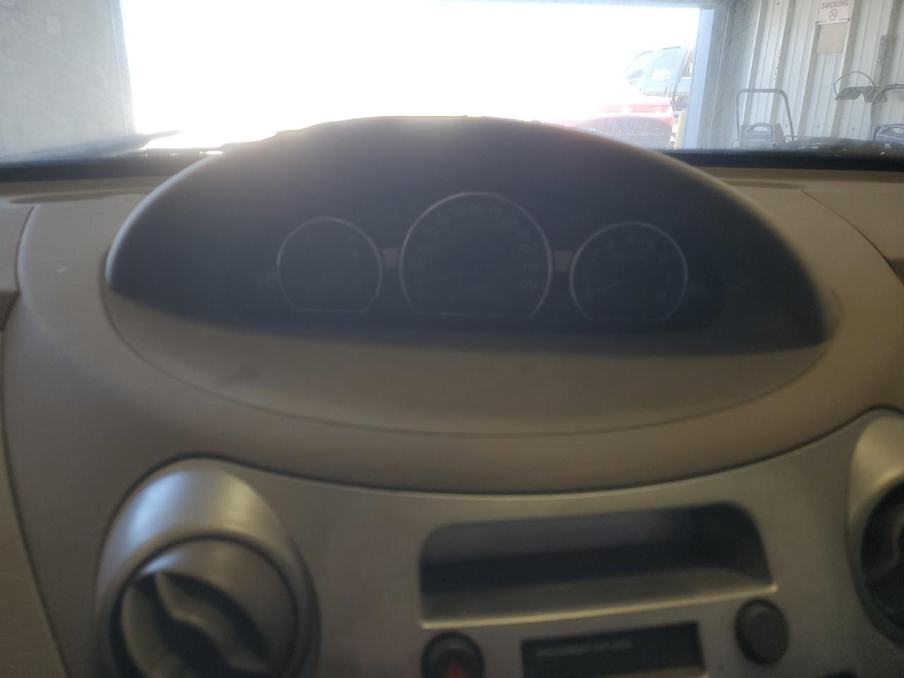 2007 Saturn ION - Image 9