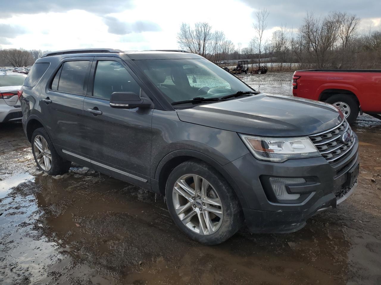 2016 Ford Explorer - Image 4
