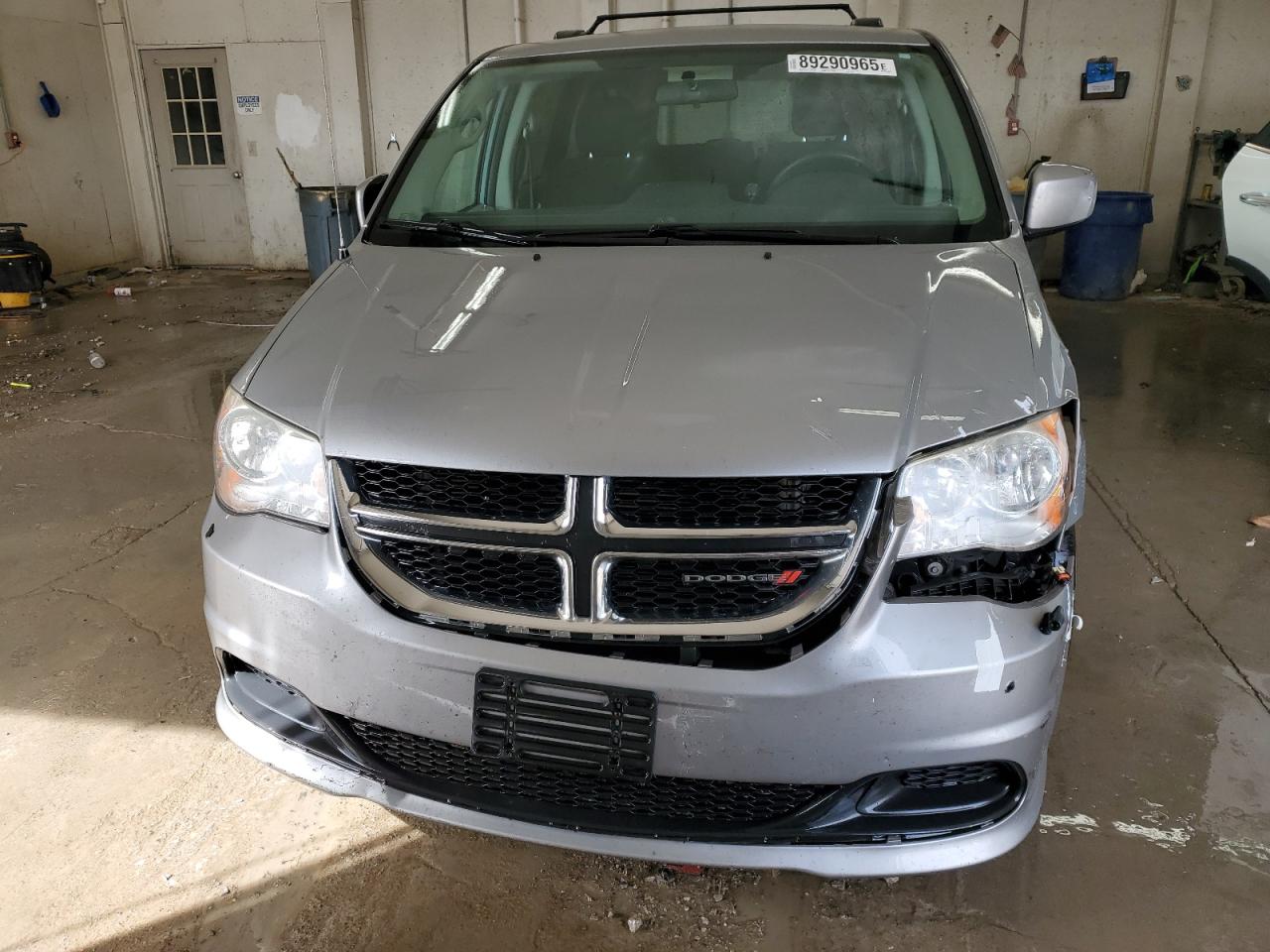 2013 Dodge Caravan - Image 5