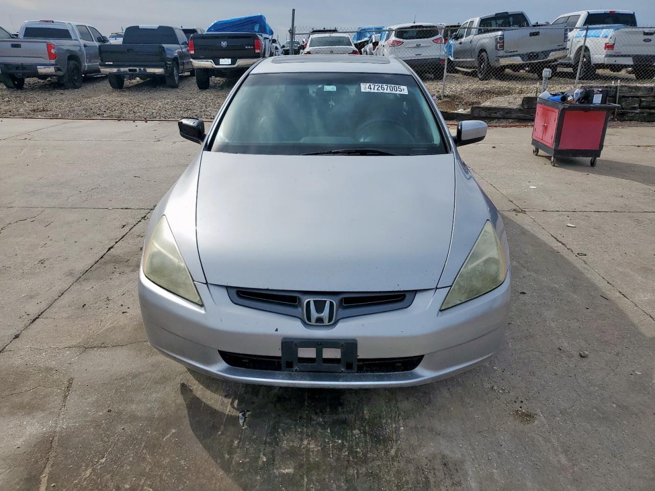 2004 Honda Accord - Image 5