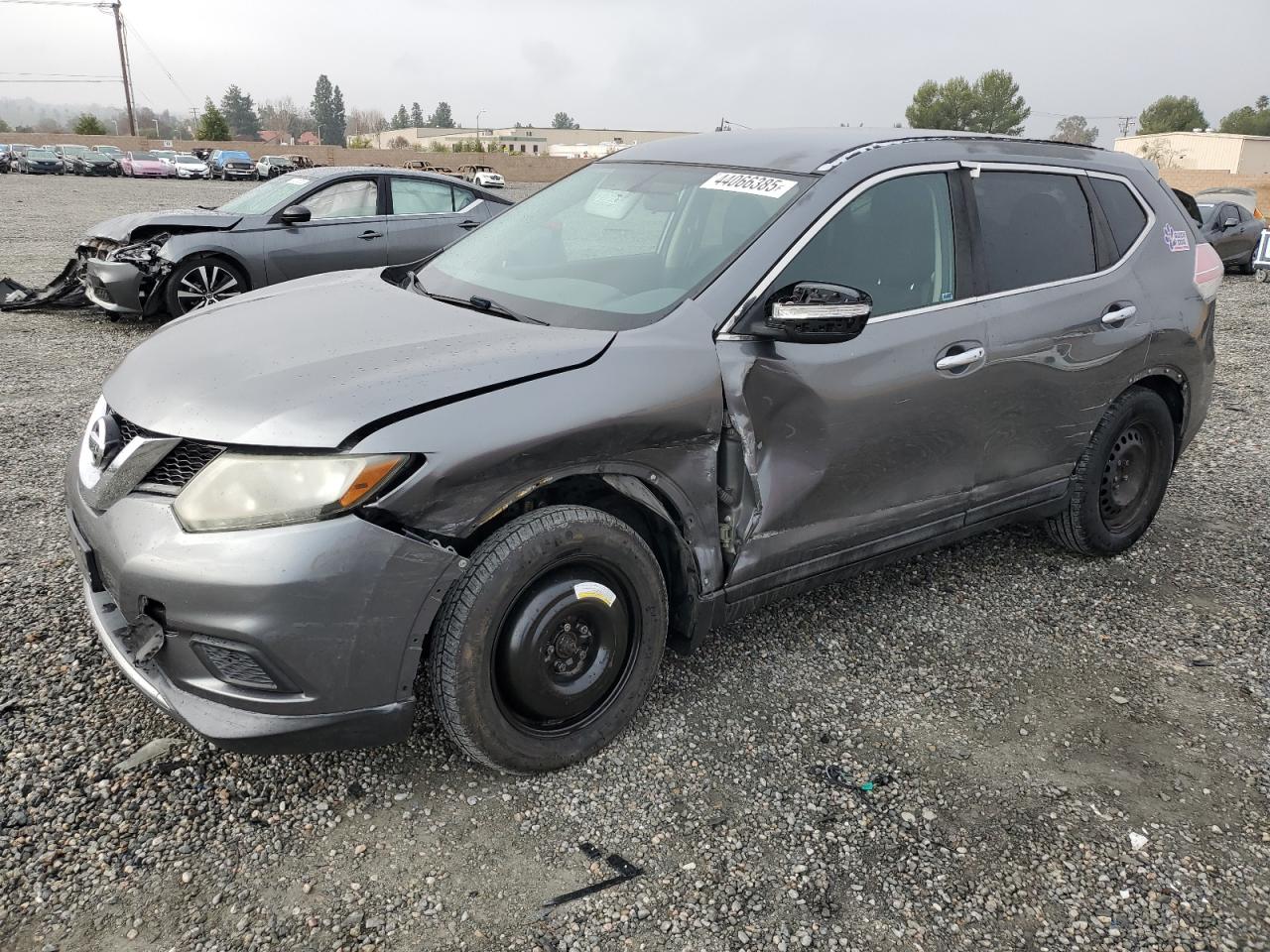 2015 Nissan Rogue - Image 1