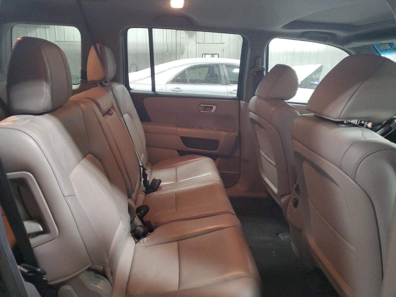 2012 Honda Pilot - Image 11