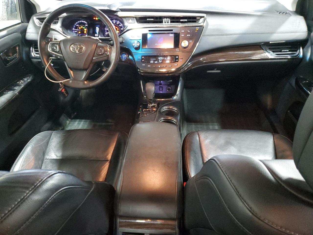 2013 Toyota Avalon - Image 8