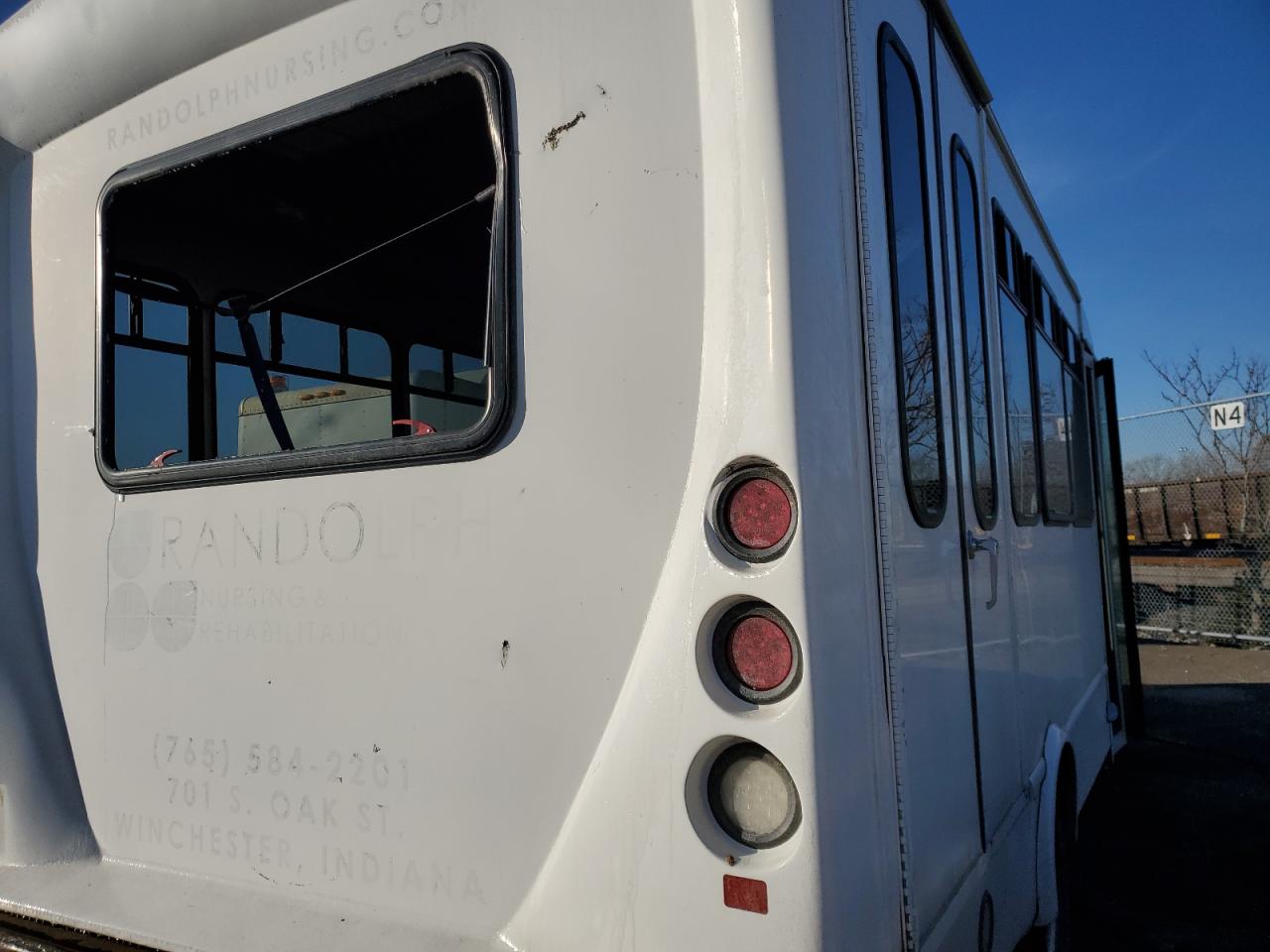 2016 Ford Econoline - Image 9