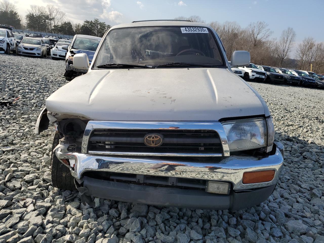 1998 Toyota 4Runner - Image 5