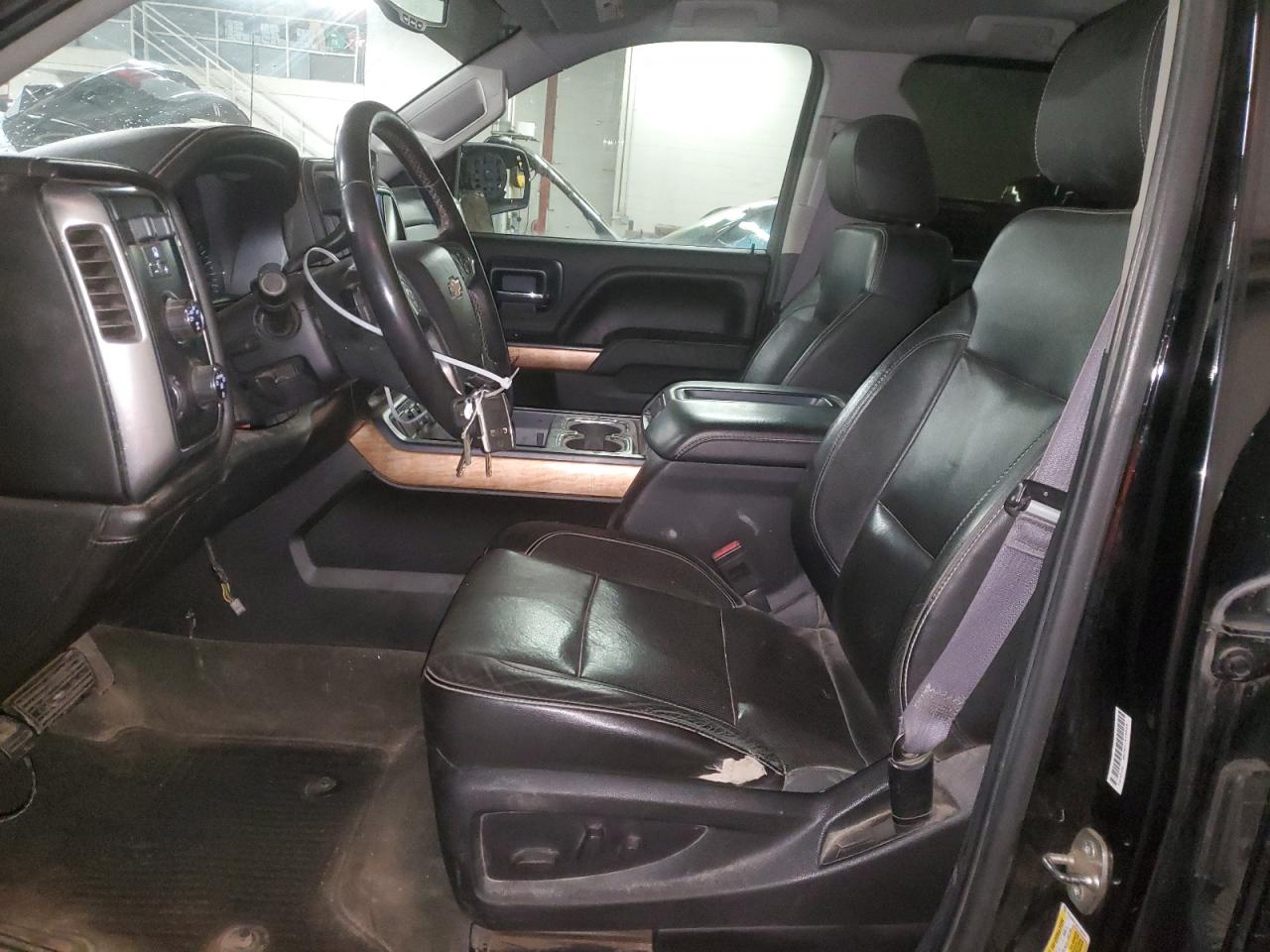 2015 Chevrolet Silverado - Image 7