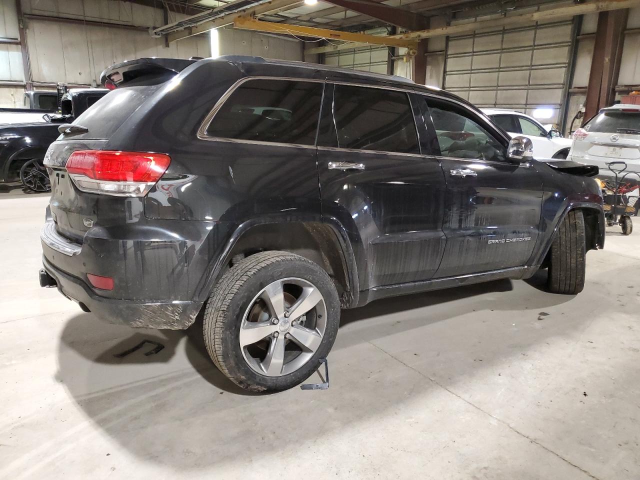 2015 Jeep Grand Cherokee - Image 3