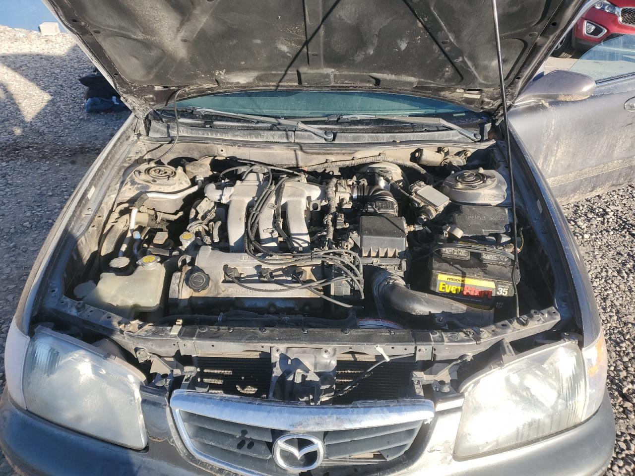2000 Mazda 626 - Image 11