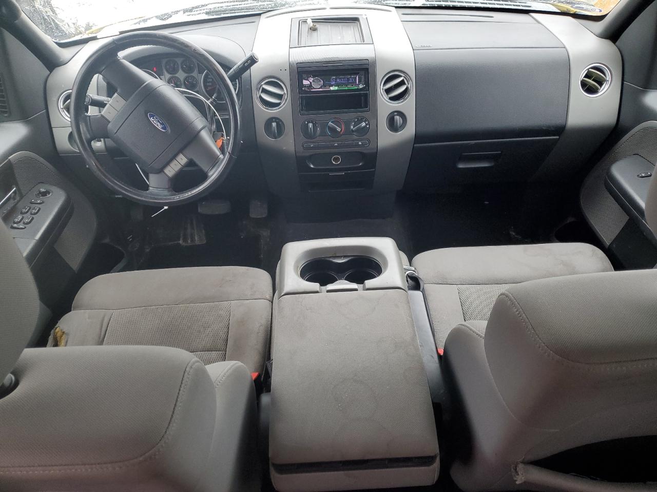 2004 Ford F-150 - Image 8