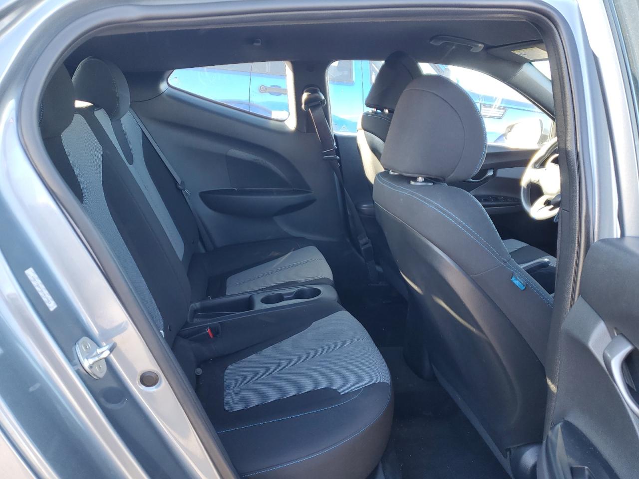 2019 Hyundai Veloster - Image 10