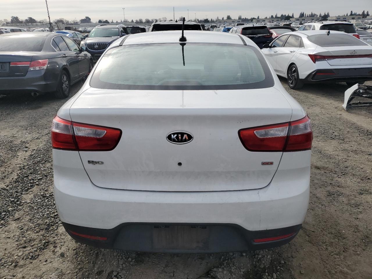2013 Kia Rio - Image 6