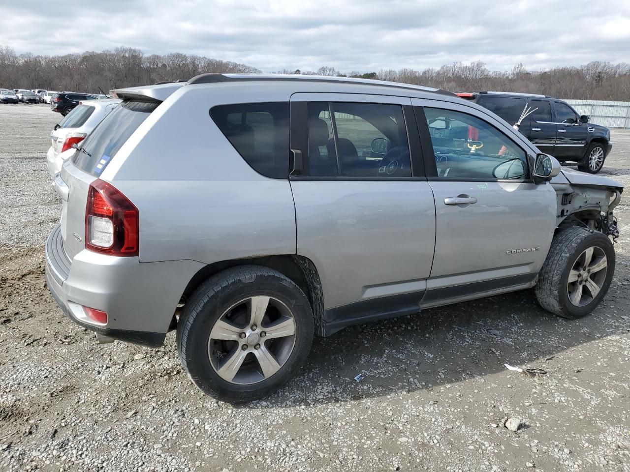 2016 Jeep Compass - Image 3
