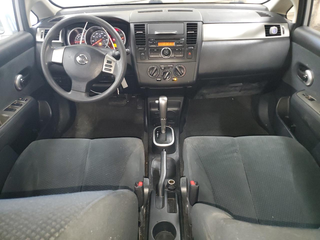 2011 Nissan Versa - Image 8