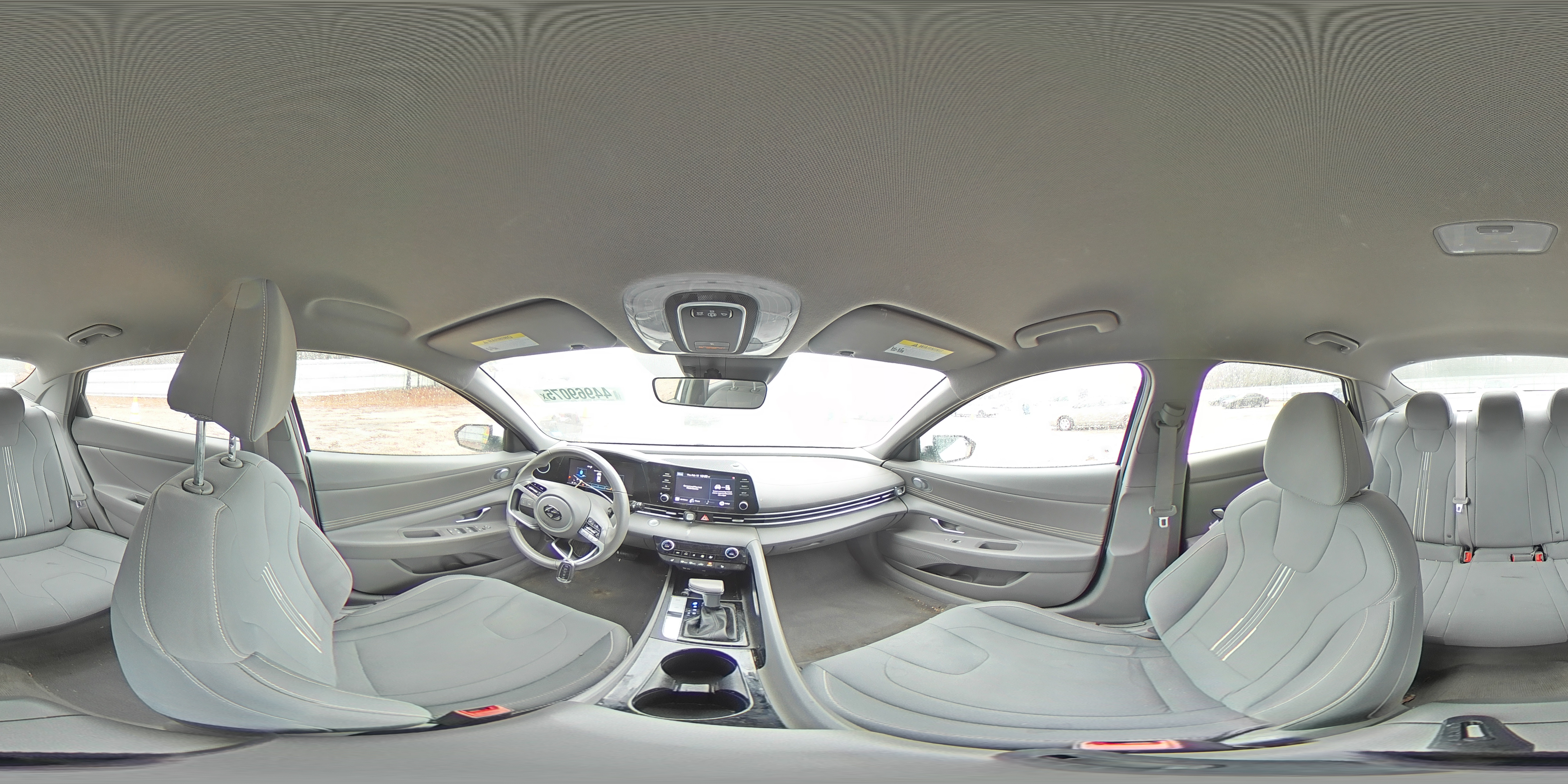 2021 Hyundai Elantra - Image 13