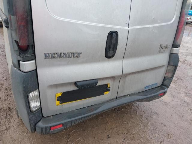 2006 RENAULT TRAFIC SL2