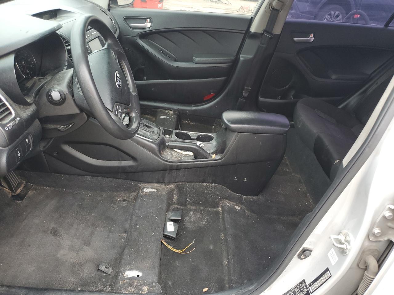 2018 Kia Forte - Image 7