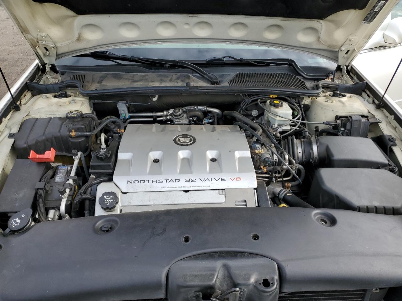 2003 Cadillac De Ville - Image 13