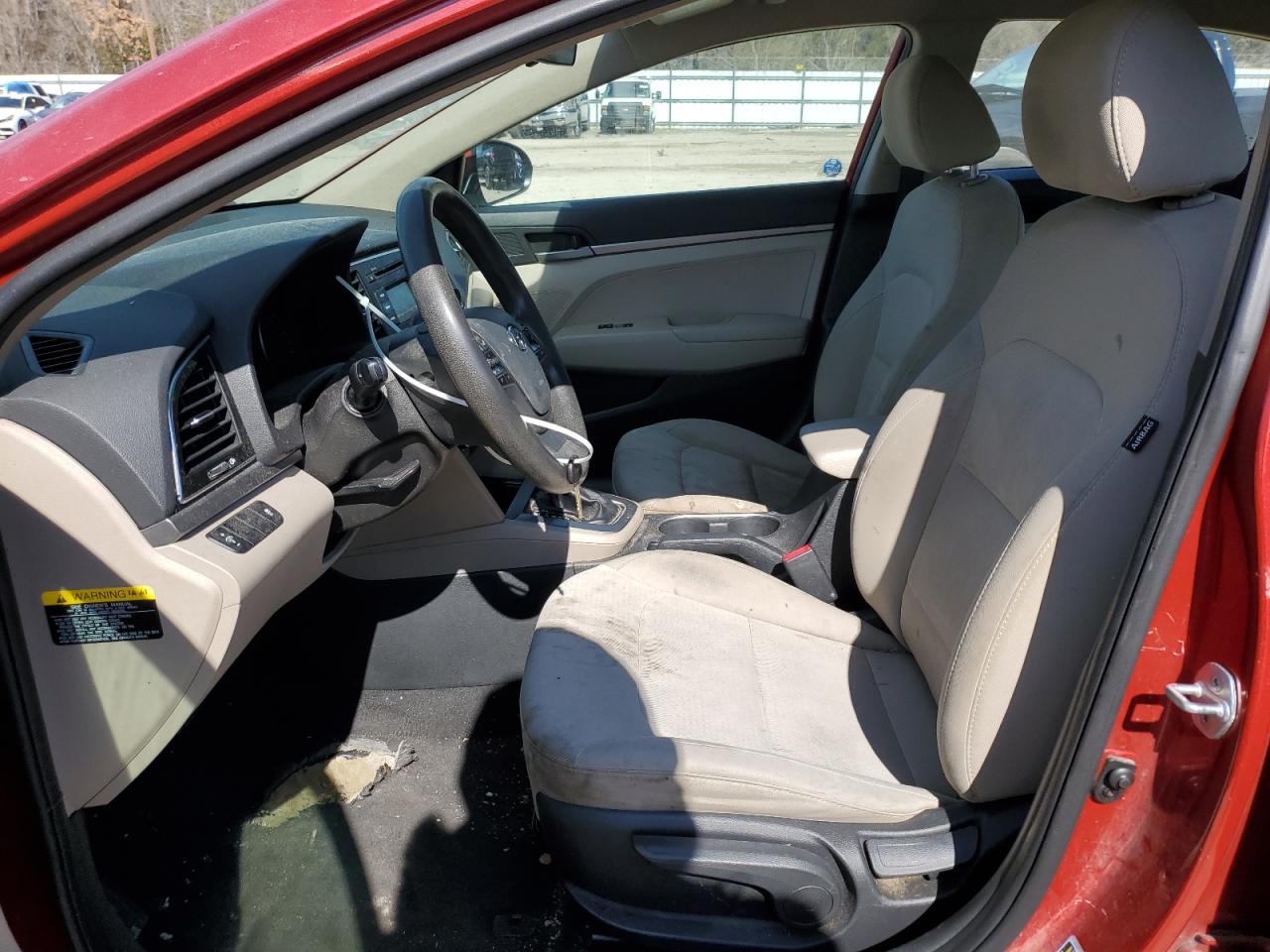 2017 Hyundai Elantra - Image 7
