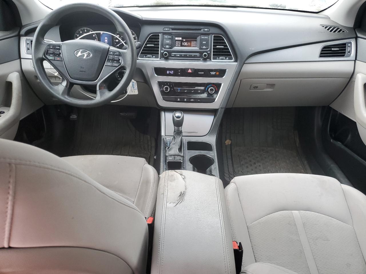 2016 Hyundai Sonata - Image 8
