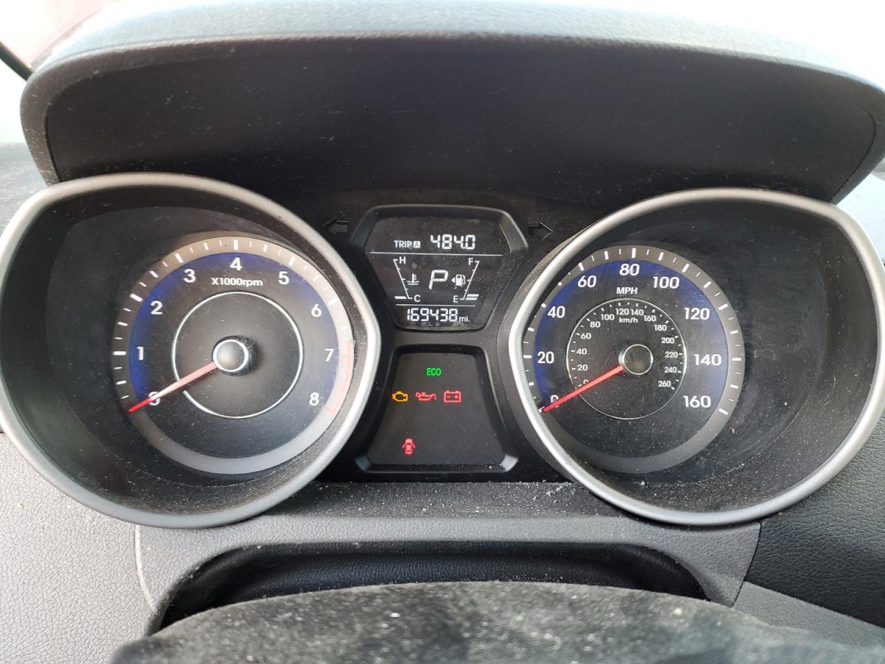 2016 Hyundai Elantra - Image 9