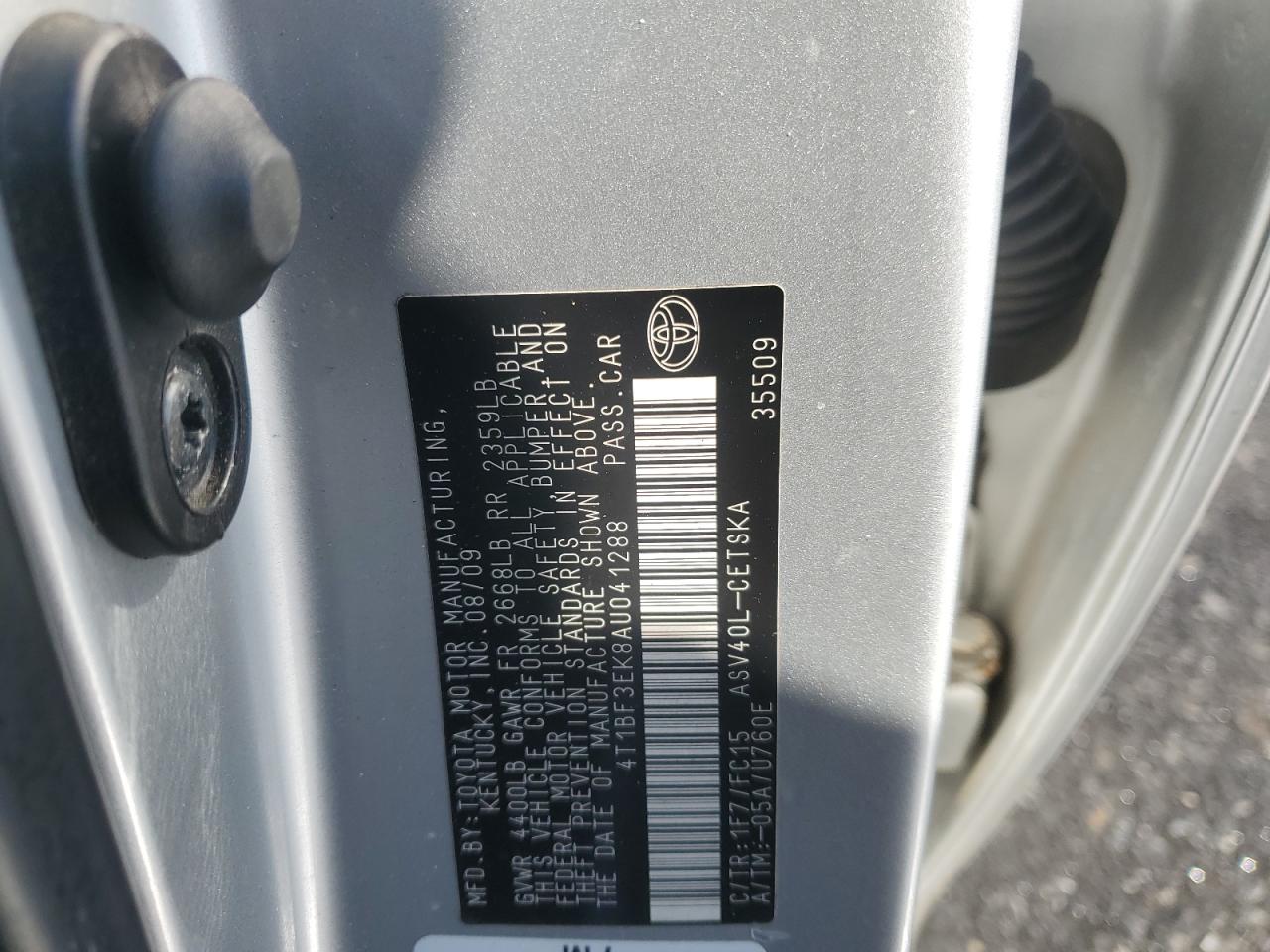 2010 Toyota Camry - Image 12