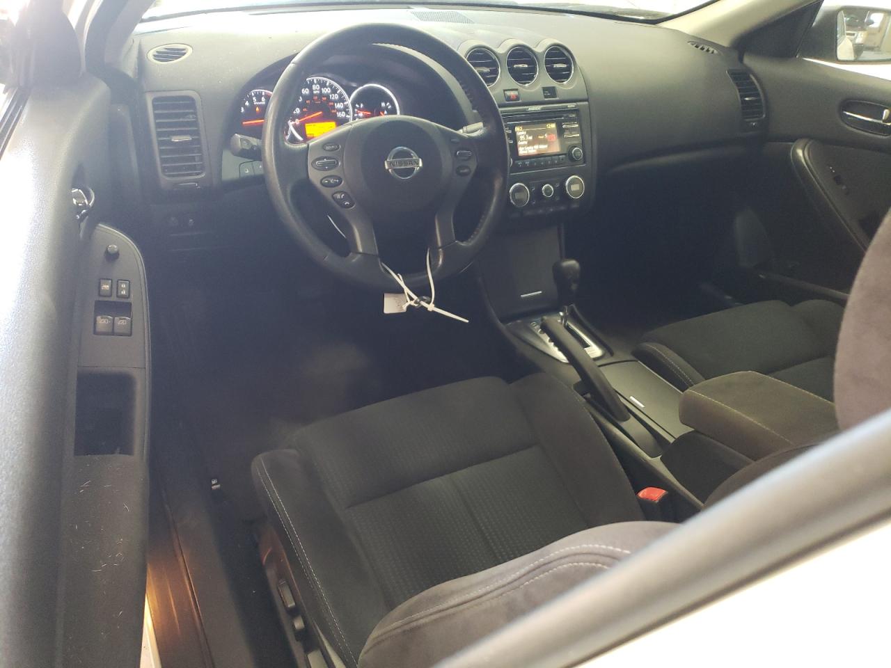 2013 Nissan Altima - Image 8
