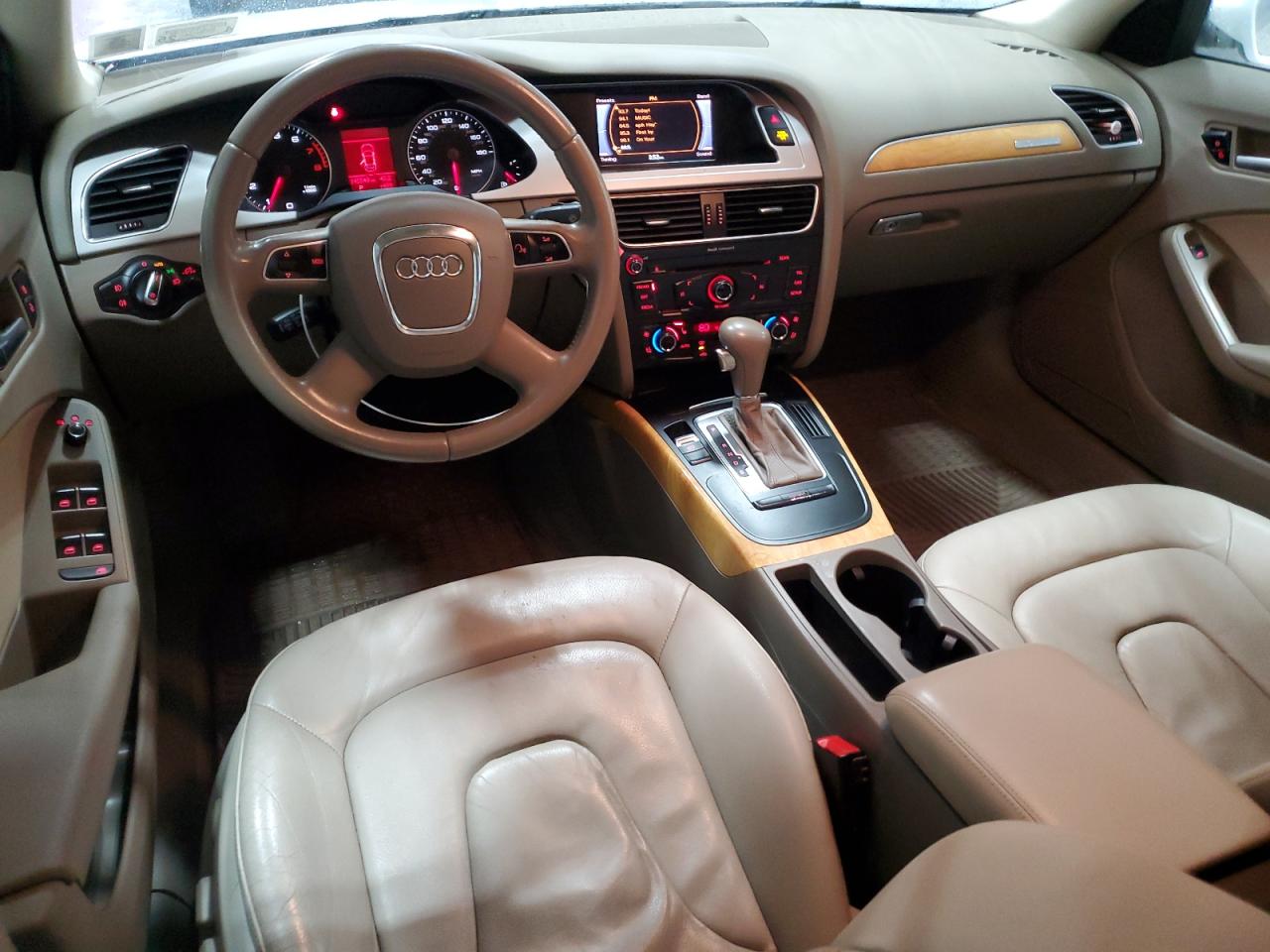 2010 Audi A4 - Image 8